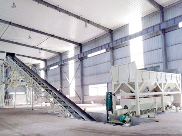 重慶長壽HZS90混凝土攪拌站安裝調試現(xiàn)場